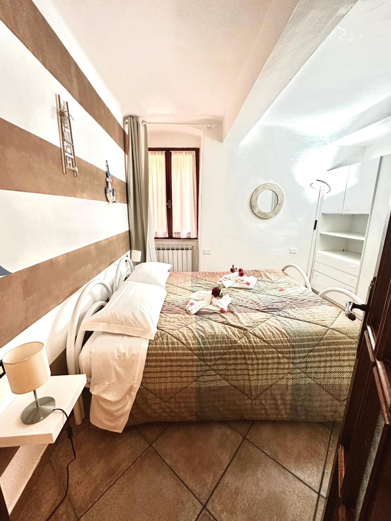 Ubetty Village Center Two-Bedrooms Apartment 5Terreparco Riomaggiore Extérieur photo